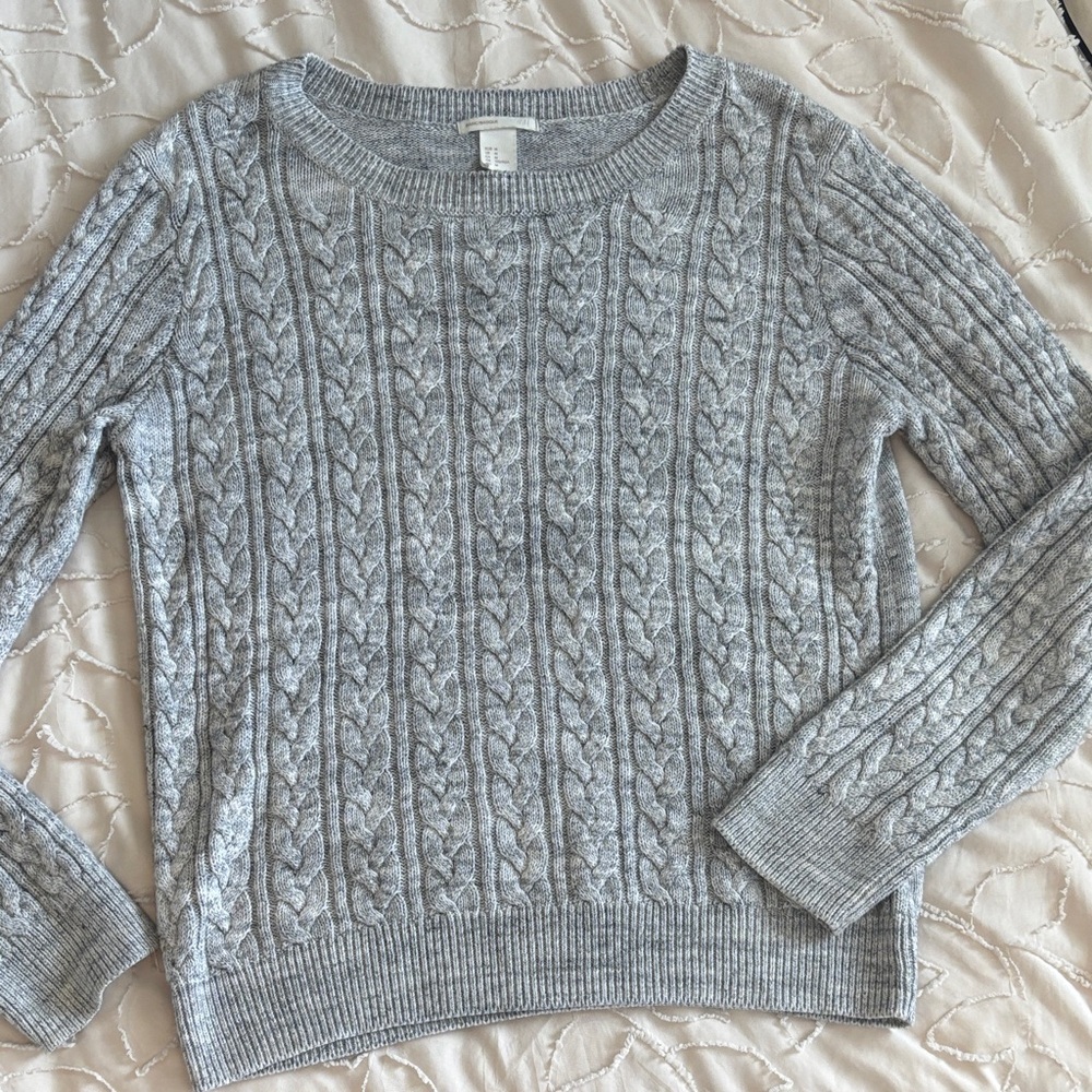 H&M Light Gray Cable Knit Scoop-Neck Sweater